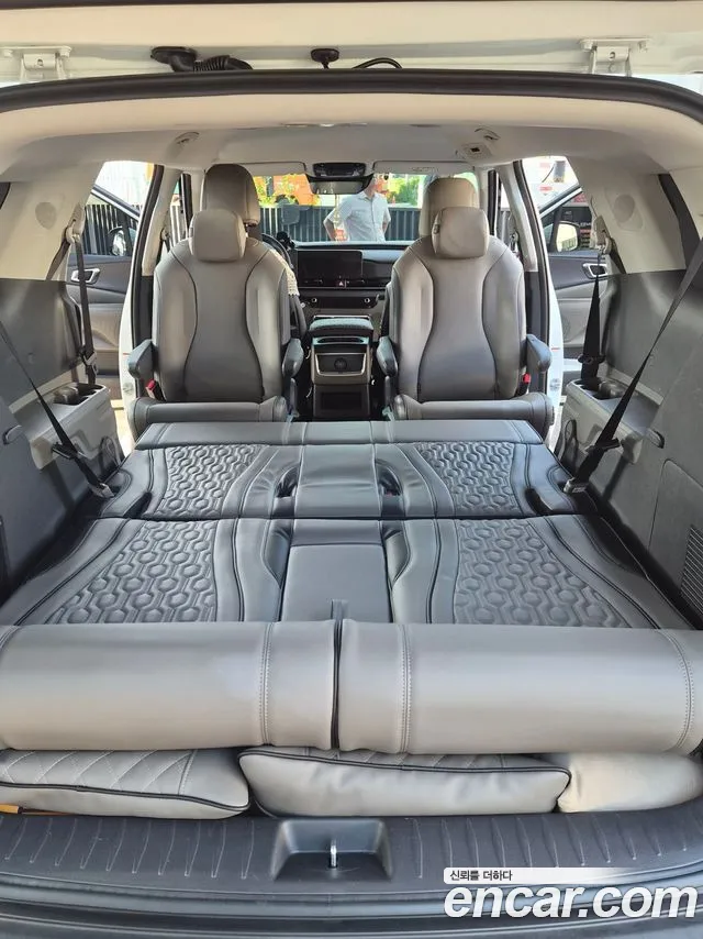 Kia Carnival 2024 thumb 7