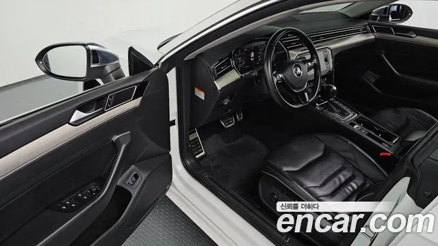 Volkswagen Arteon 2019 thumb 10