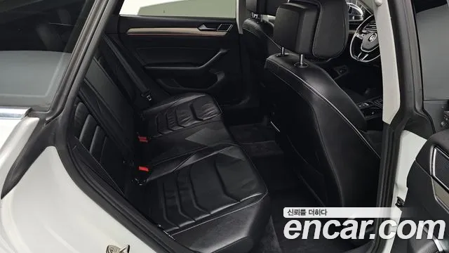 Volkswagen Arteon 2019 thumb 12