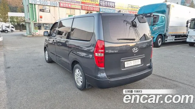 Hyundai Starex 2018 thumb 4