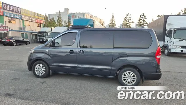 Hyundai Starex 2018 thumb 8