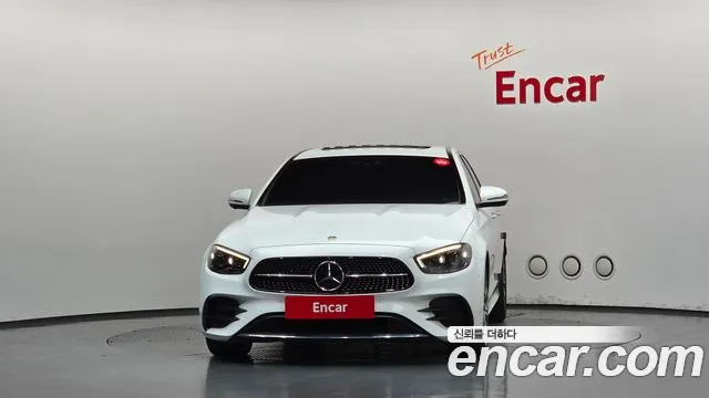 Mercedes-Benz E-Класс 2021 thumb 3