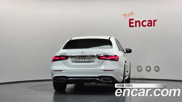 Mercedes-Benz E-Класс 2021 thumb 4