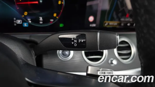 Mercedes-Benz E-Класс 2021 thumb 9