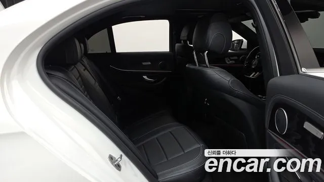 Mercedes-Benz E-Класс 2021 thumb 11
