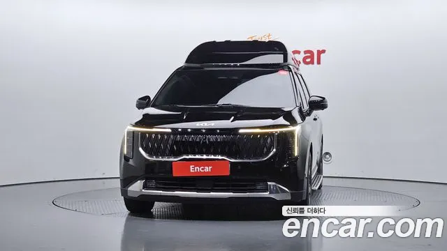 Kia Carnival 2023 thumb 3