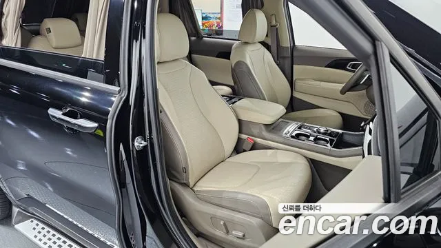 Kia Carnival 2023 thumb 12