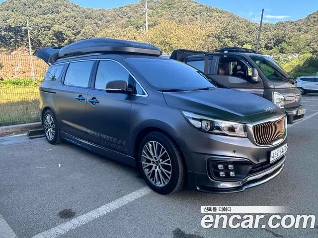 Kia Carnival 2017 thumb 11