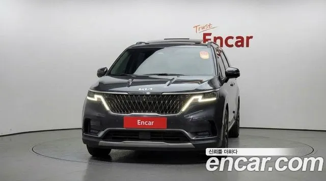 Kia Carnival 2022 thumb 3