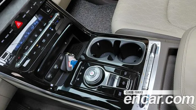 Kia Carnival 2022 thumb 9