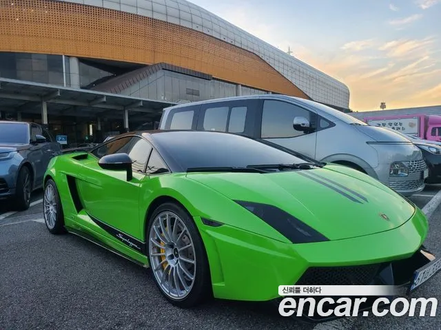 Lamborghini Gallardo 2011 thumb 5
