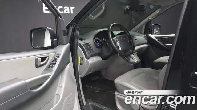 Hyundai Starex 2020 thumb 10