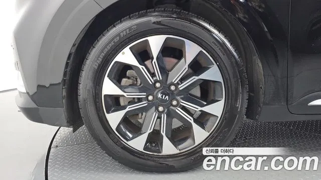 Kia Carnival 2020 thumb 4