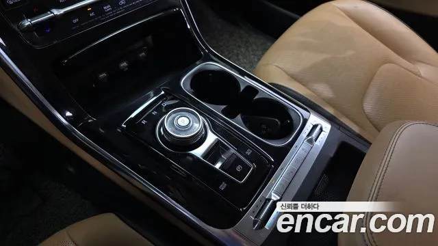 Kia Carnival 2020 thumb 8