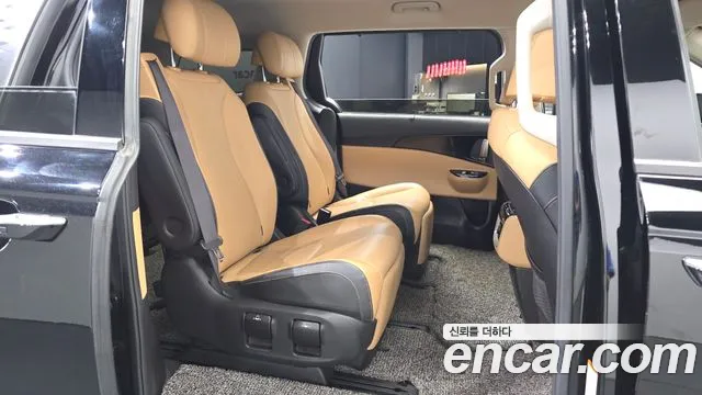 Kia Carnival 2020 thumb 11