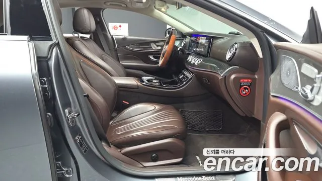 Mercedes-Benz CLS-Class 2019 thumb 10