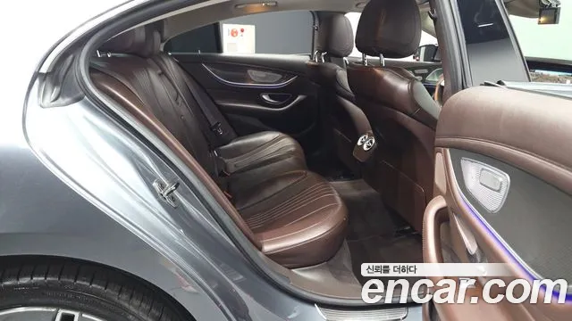 Mercedes-Benz CLS-Class 2019 thumb 11