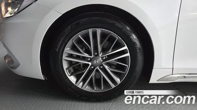 Hyundai Grandeur 2018 thumb 5