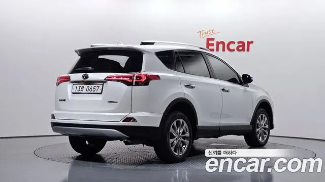 Toyota RAV4 2016 thumb 2