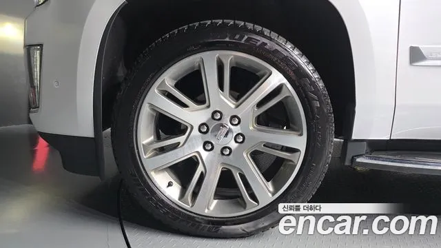 Cadillac Escalade 2020 thumb 4