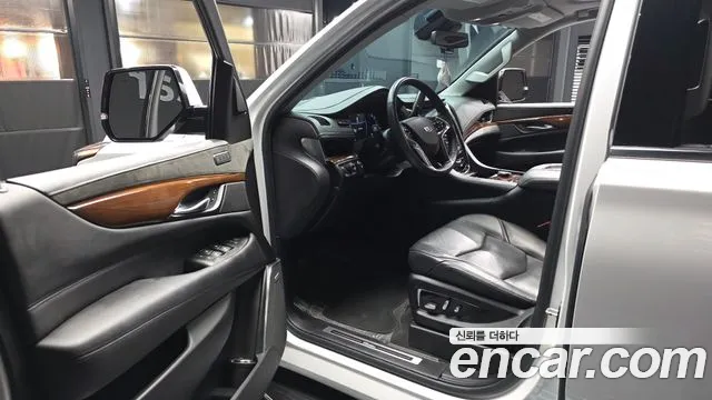 Cadillac Escalade 2020 thumb 9