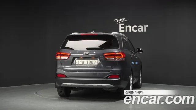 Kia Sorento 2015 thumb 3