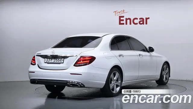 Mercedes-Benz E-Класс 2017 thumb 2