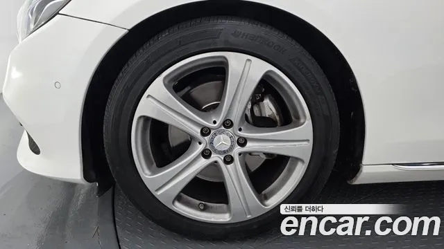 Mercedes-Benz E-Класс 2017 thumb 5