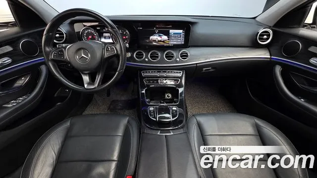 Mercedes-Benz E-Класс 2017 thumb 7