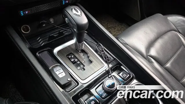 KG_Mobility_Ssangyong Rexton 2018 thumb 9
