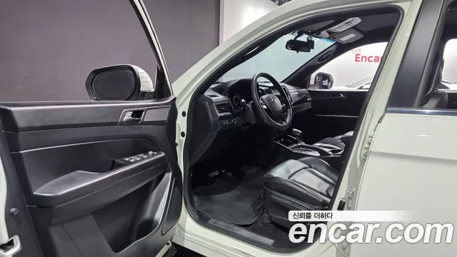 KG_Mobility_Ssangyong Rexton 2023 thumb 10