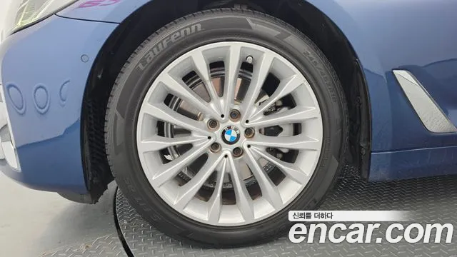 BMW 5-Series 2021 thumb 5