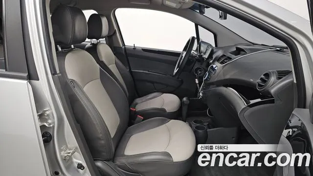 ChevroletGMDaewoo Spark 2011 thumb 11