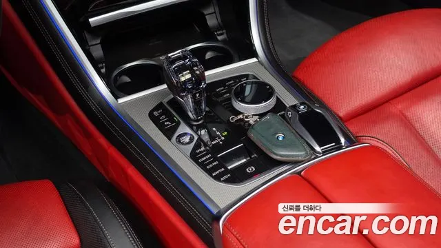 BMW 8-Series 2021 thumb 8