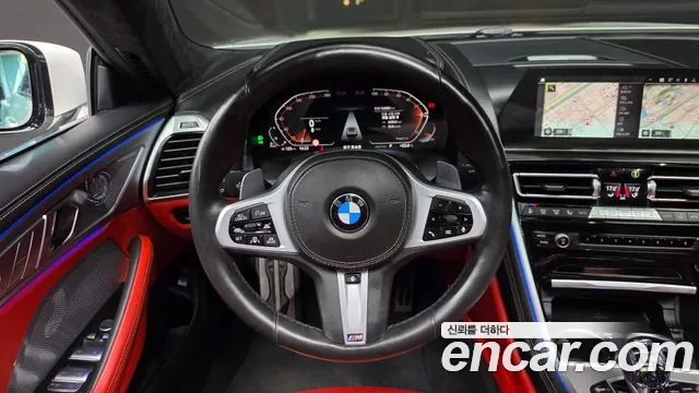 BMW 8-Series 2021 thumb 12