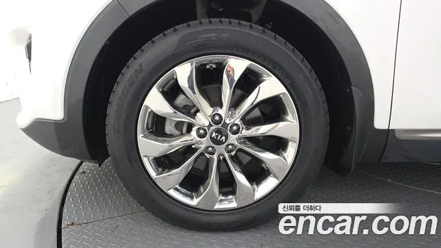 Kia Sorento 2017 thumb 5
