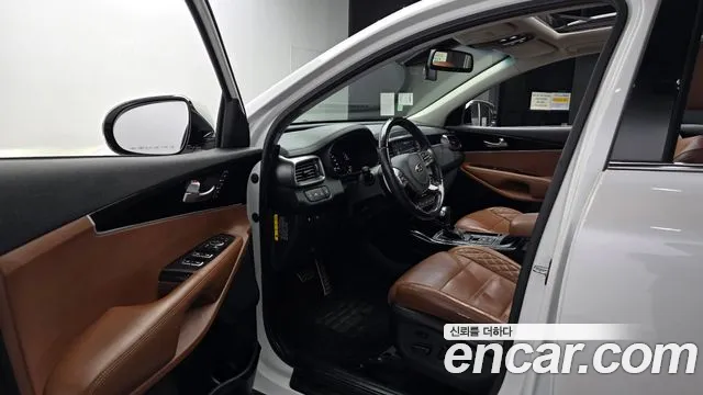 Kia Sorento 2017 thumb 10
