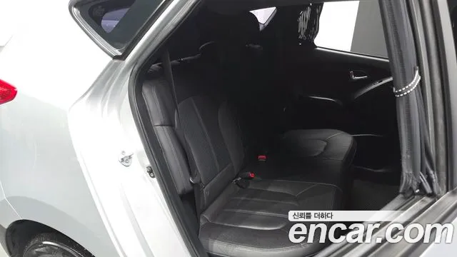 Hyundai Tucson 2013 thumb 12