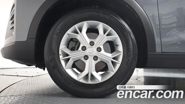 KG_Mobility_Ssangyong TIBOLI 2023 thumb 5