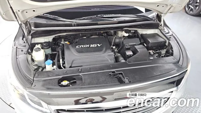 Kia Carnival 2014 thumb 6
