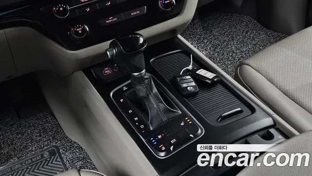 Kia Carnival 2014 thumb 9