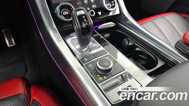 Land Rover Range Rover Sport 2019 thumb 9