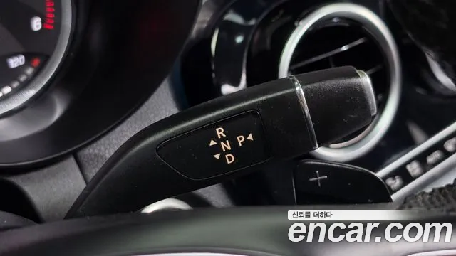 Mercedes-Benz GLC 2018 thumb 9