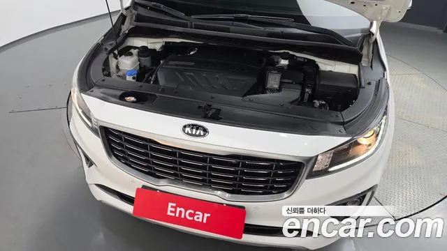 Kia Carnival 2020 thumb 6