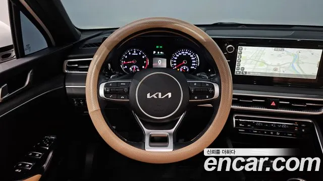 Kia K5 2023 thumb 12