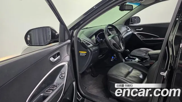 Hyundai Santa Fe 2016 thumb 12