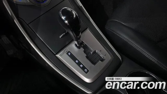 Hyundai Avante 2013 thumb 9