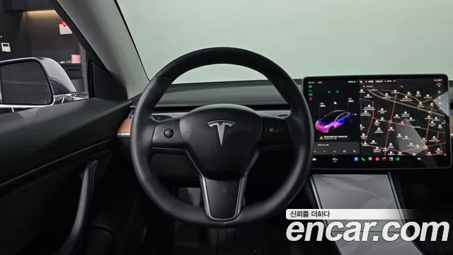 Tesla Model 3 2020 thumb 11