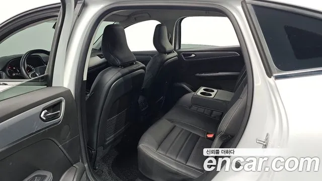 Renault-KoreaSamsung Arkana 2021 thumb 11