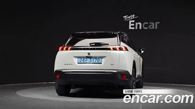 Peugeot 2008 2022 thumb 4